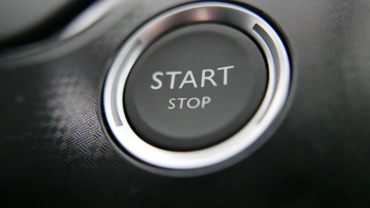 Clé de voiture mains libres keyless, cible du vol par relais d'onde