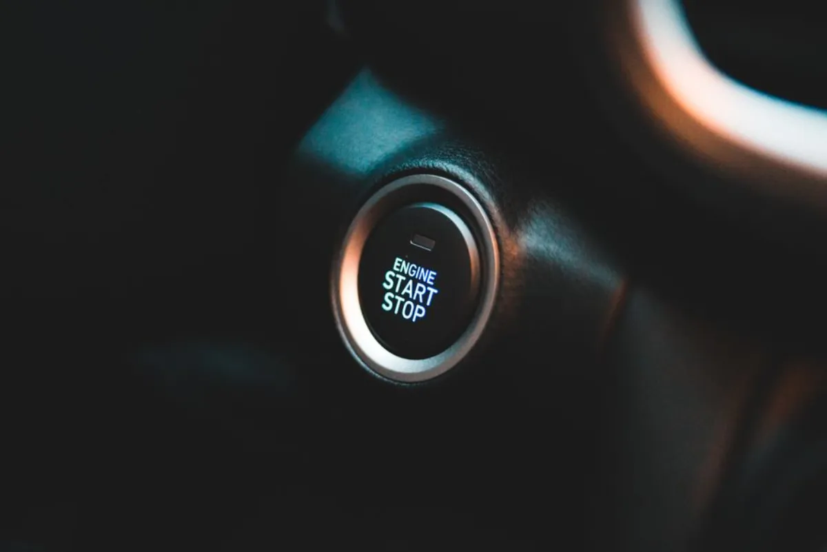 Clé de voiture keyless mains libres, cible des vols sans effraction par relais de signal
